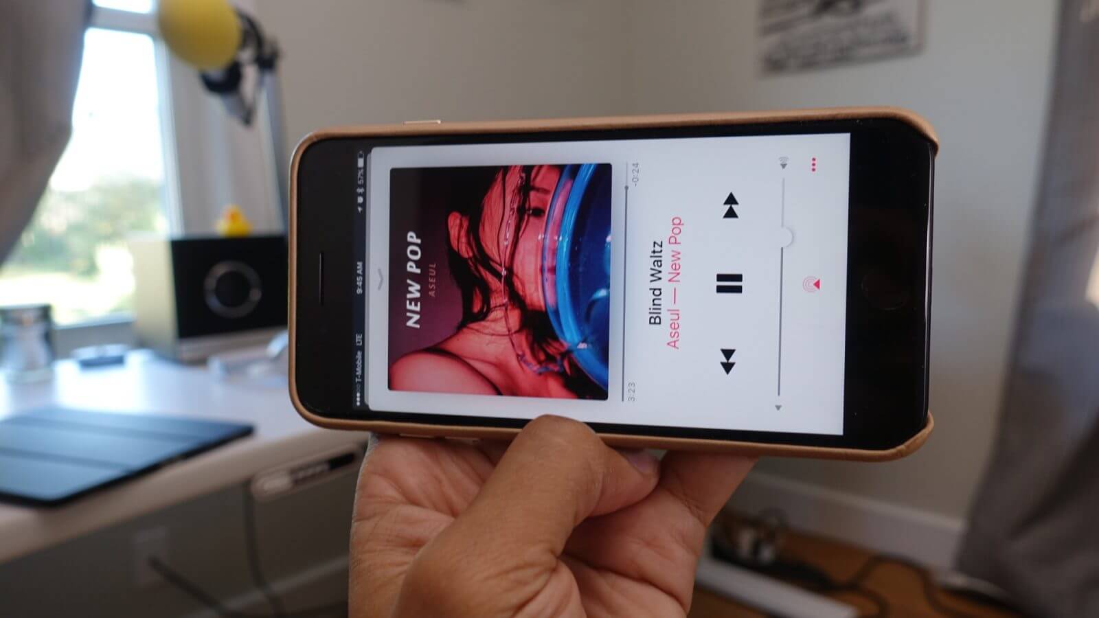 music app landscape iphone 7 stereo sound