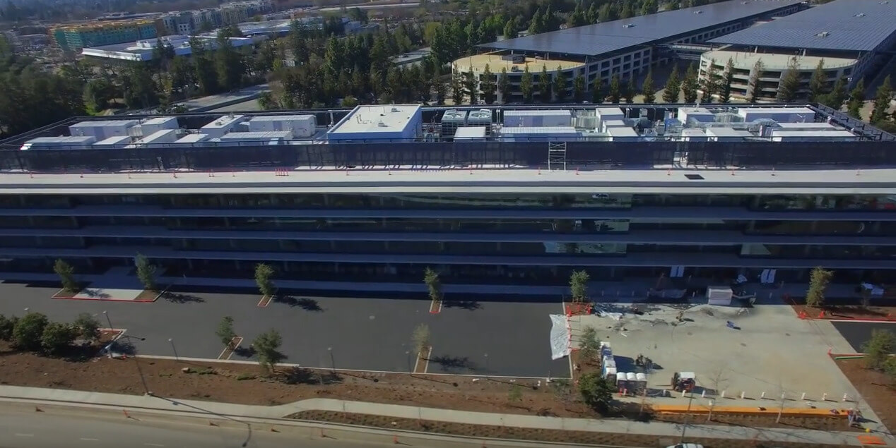 Сильный ураган повлиял на строительство кампуса Apple. Сильный ураган повлиял на строительство кампуса Apple. Фото.