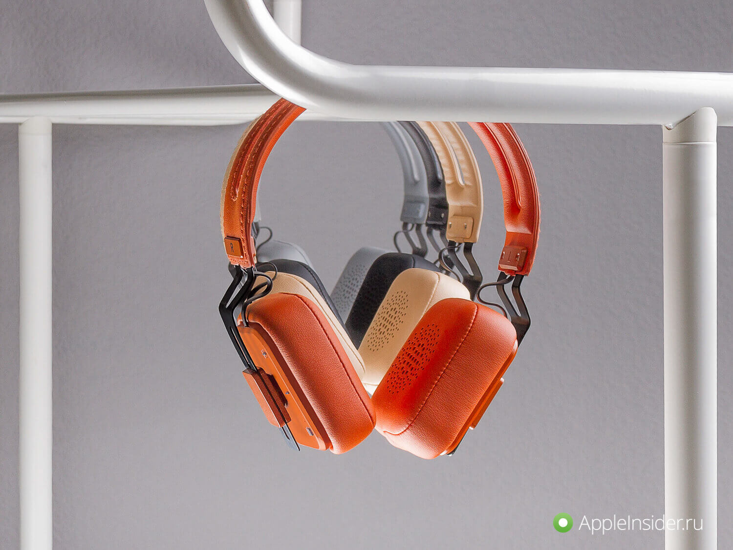 «Кожаный» звук, или Bluetooth-наушники Rombica BH-05 3C. «Кожаный» звук, или Bluetooth-наушники Rombica BH-05 3C. Фото.