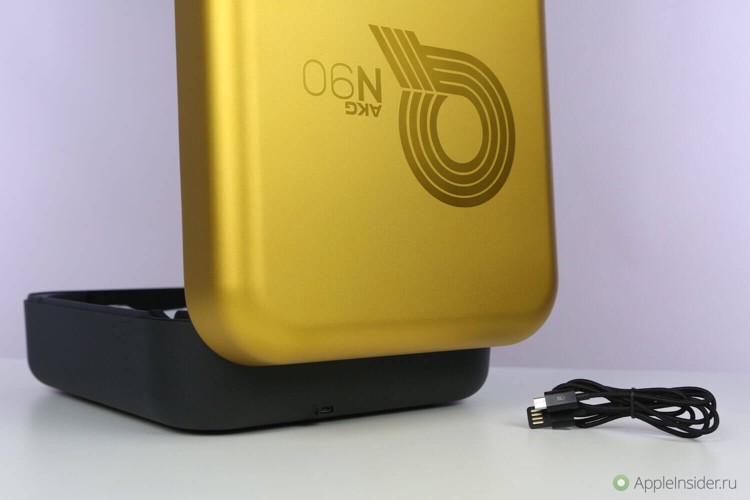 AKG N90Q — наушники, благословленные самим Куинси Джонсом. AKG N90Q — наушники, благословленные самим Куинси Джонсом. Фото.