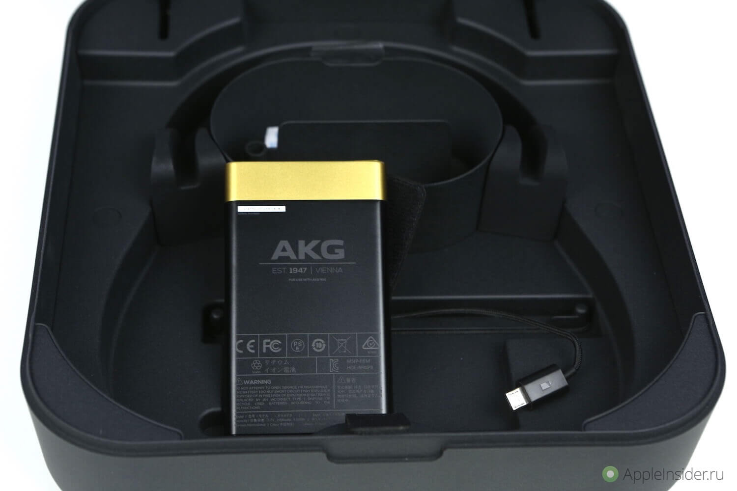 AKG N90Q — наушники, благословленные самим Куинси Джонсом. AKG N90Q — наушники, благословленные самим Куинси Джонсом. Фото.