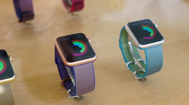 Apple представила весеннюю коллекцию ремешков для Apple Watch. Фото.
