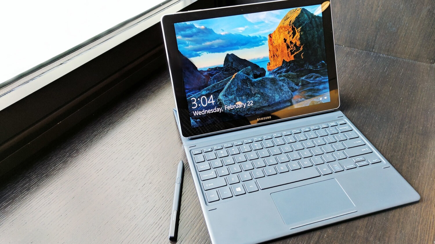 Samsung представила очень сильного соперника для iPad Pro. Samsung представила очень сильного соперника для iPad Pro. Фото.
