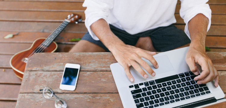 Где дешевле купить iPhone в России и заработать на этом. Где дешевле купить iPhone в России и заработать на этом. Фото.