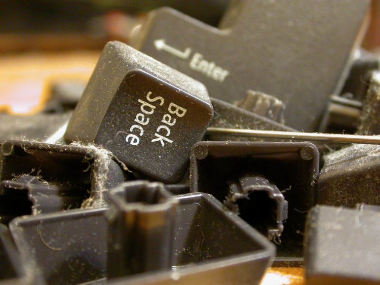 #Видео: Битва клавиатур. Есть ли замена штатной клавиатуре iOS? Фото.