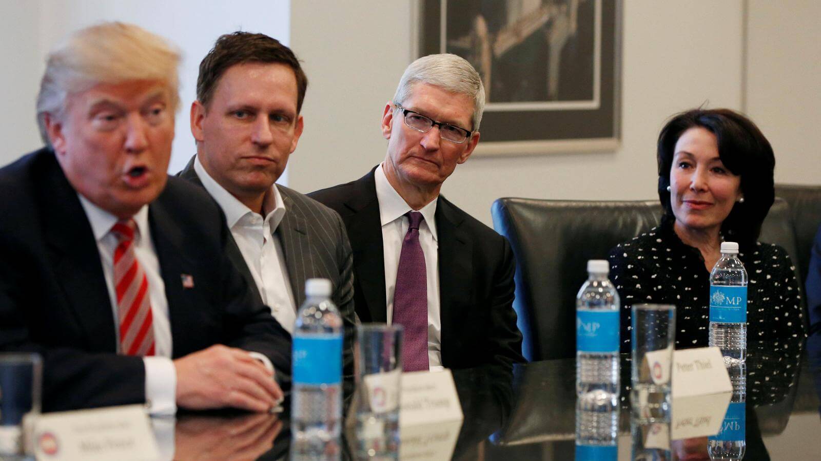 Новости Apple, 251 выпуск: iPhone SE 2 и iOS 11.4. Новости Apple, 251 выпуск: iPhone SE 2 и iOS 11.4. Фото.