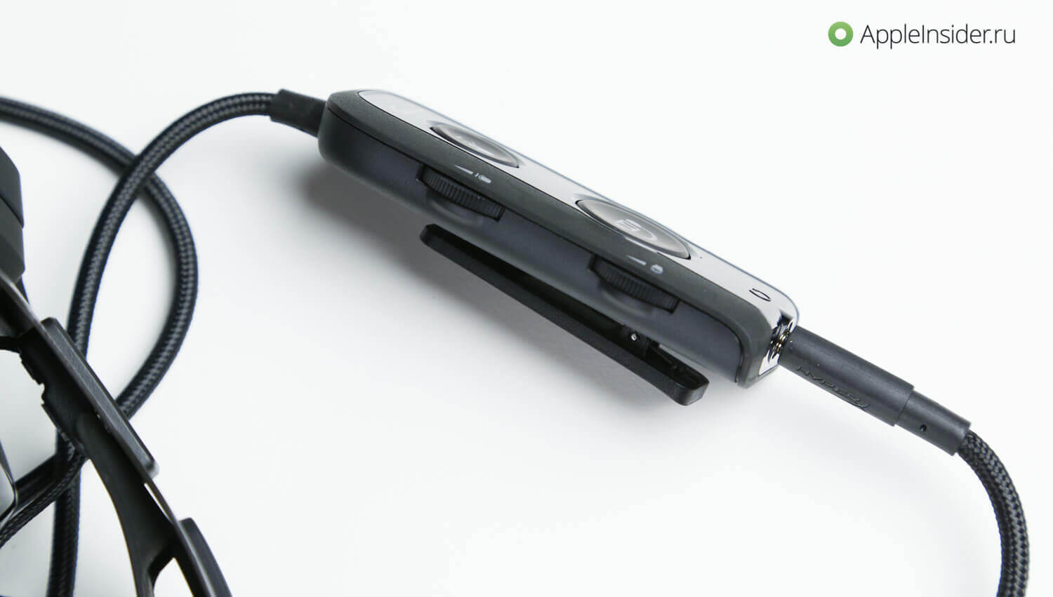 HyperX Cloud Revolver S: выстреливает, как надо. Характеристики. HyperX Cloud Revolver S: выстреливает, как надо. Характеристики. Фото.