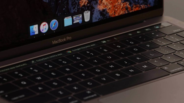 Apple начала продажи «восстановленных» MacBook Pro. Фото.