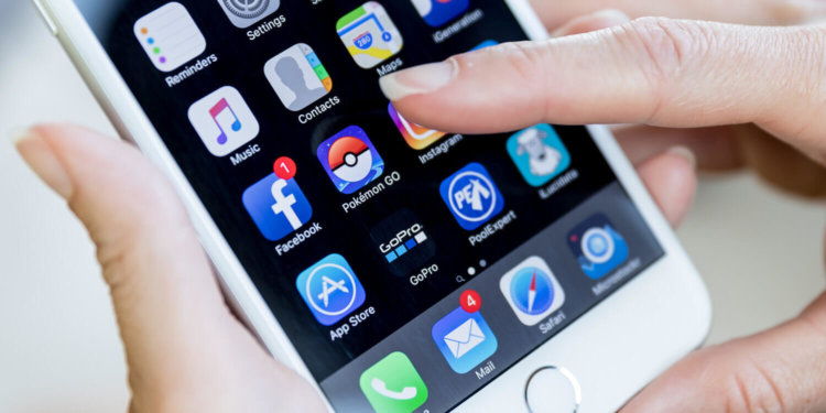 Пользователи iPhone тратят больше денег на приложения, чем владельцы Android. Пользователи iPhone тратят больше денег на приложения, чем владельцы Android. Фото.