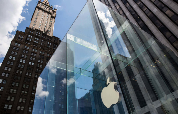 Онлайн-магазин Apple снова закрылся. Что на этот раз? Фото.