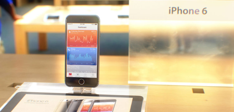 ФАС признала Apple виновной в координации цен на iPhone в России. Фото.