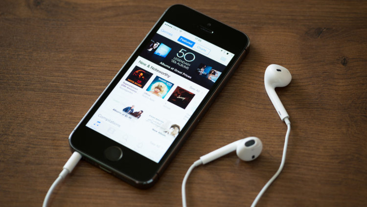 Apple повысила цены на музыку в России. Фото.