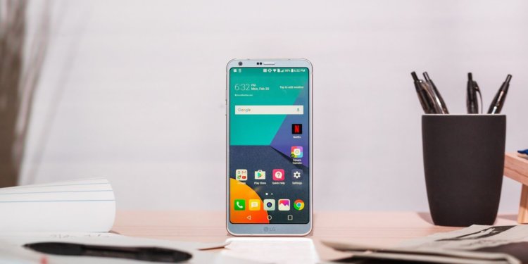 На какой Android-флагман будет похож новый iPhone? Фото.