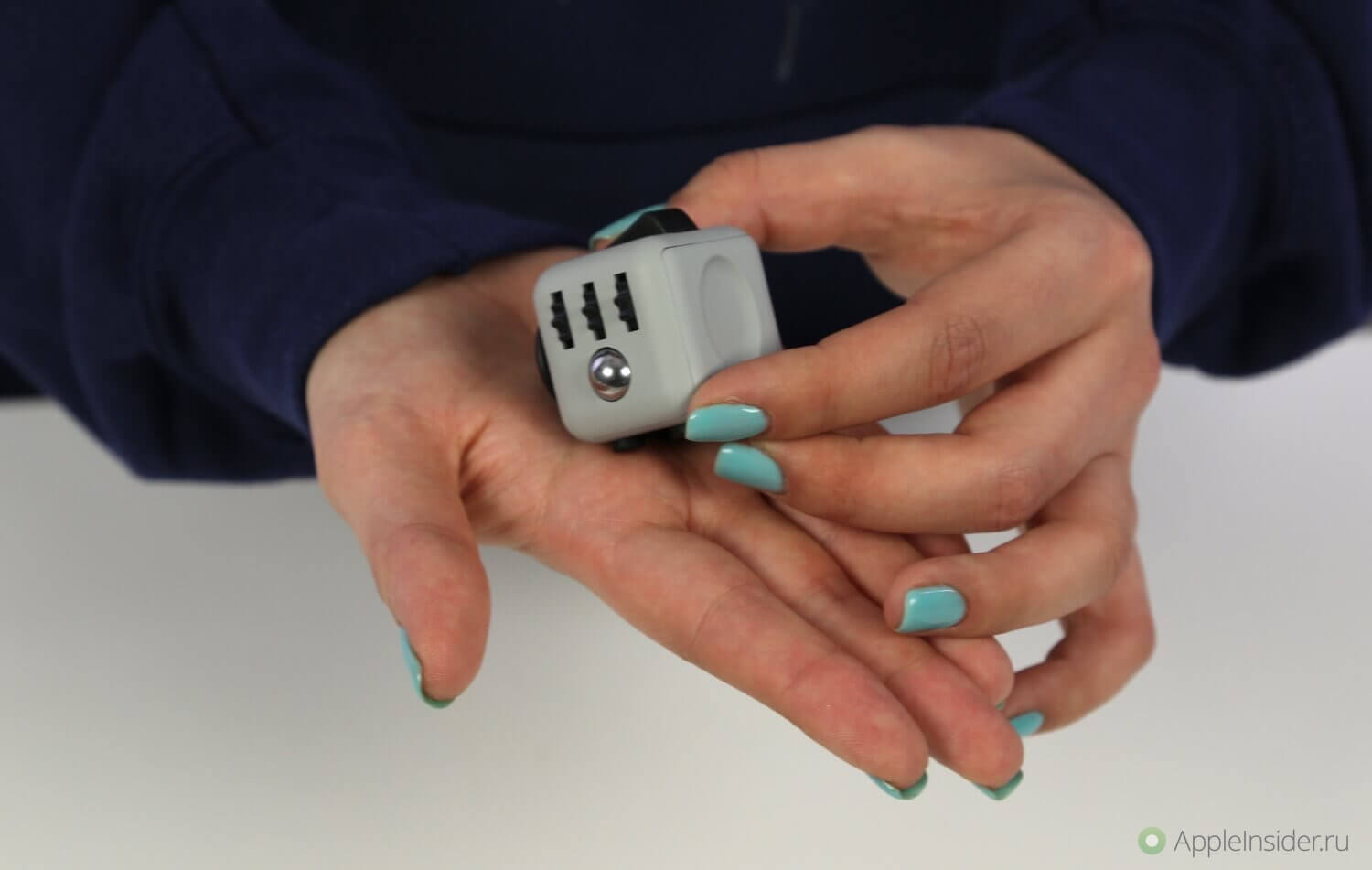 Хватит теребить iPhone, сделай паузу с Fidget Cube! Хватит теребить iPhone, сделай паузу с Fidget Cube! Фото.