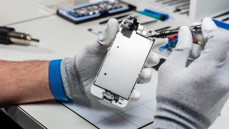 Заменить кнопку Home в iPhone 7 оказалось непросто. Фото.