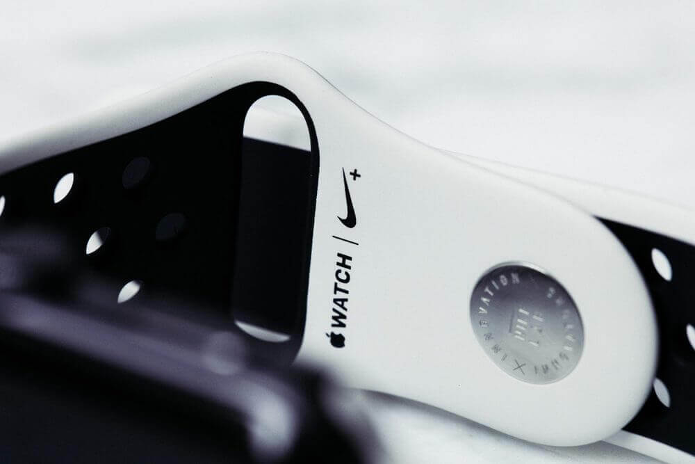 Близкое знакомство с новыми прекрасными Apple Watch NikeLab. Близкое знакомство с новыми прекрасными Apple Watch NikeLab. Фото.