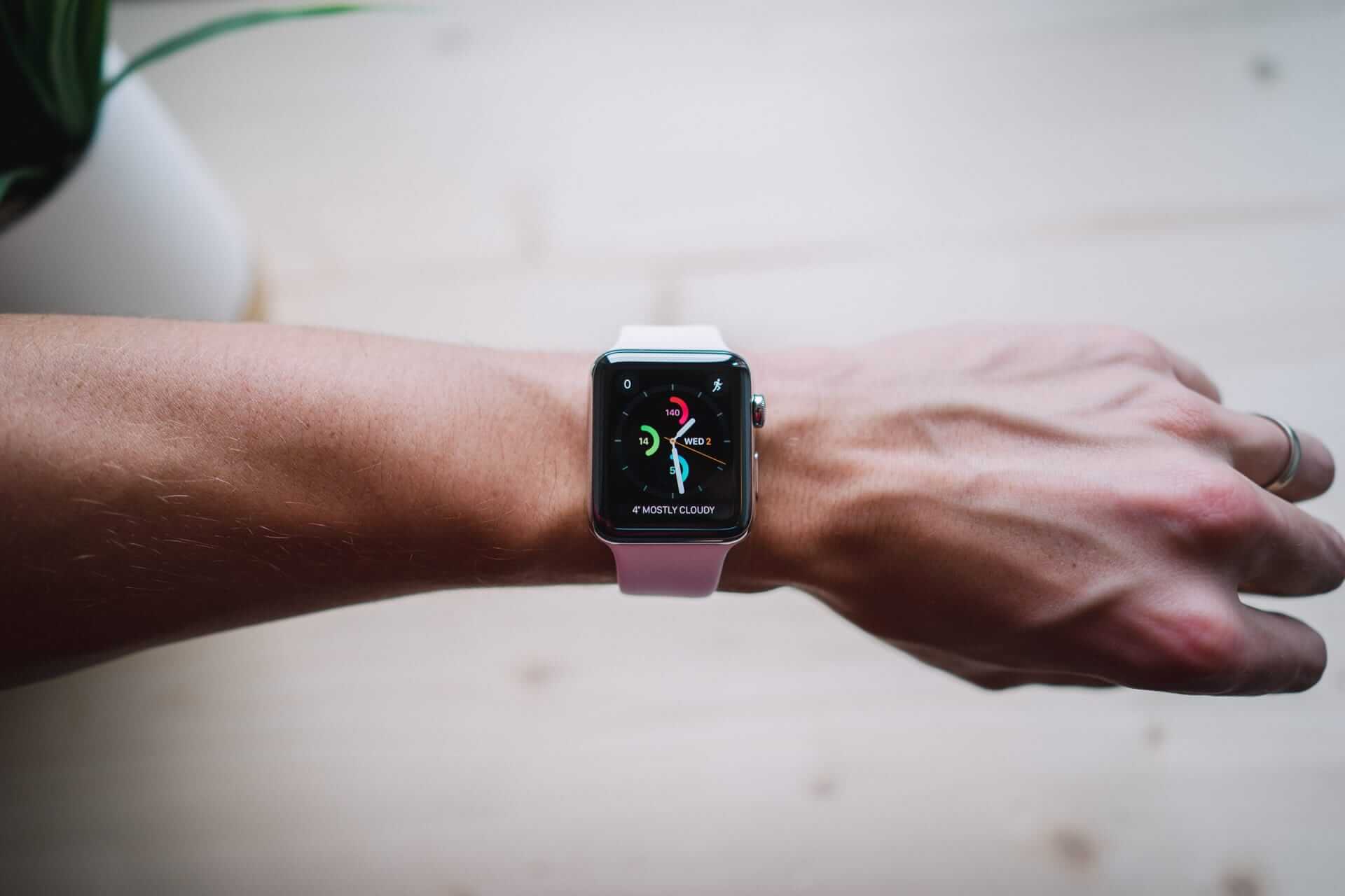 Новый iPhone может получить важную функцию Apple Watch Series 2. Новый iPhone может получить важную функцию Apple Watch Series 2. Фото.