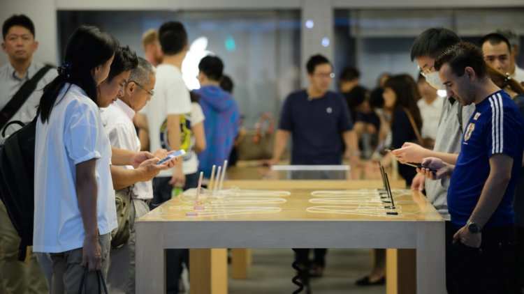 Запуск iPhone 8 должен пройти по плану. Фото.