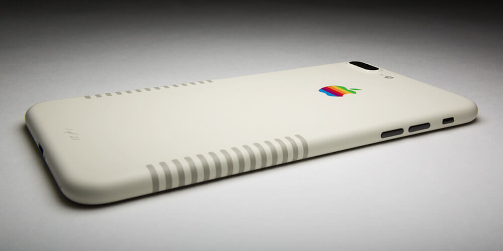 Новые iPhone и MacBook отлично выглядят в ретро-стиле. iPhone 7 от Colorware. Новые iPhone и MacBook отлично выглядят в ретро-стиле. iPhone 7 от Colorware. Фото.