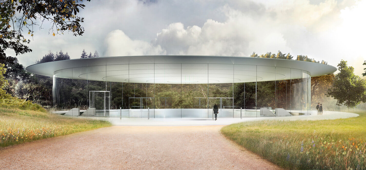 Кафе Apple Park готовится к приему посетителей. Кафе Apple Park готовится к приему посетителей. Фото.