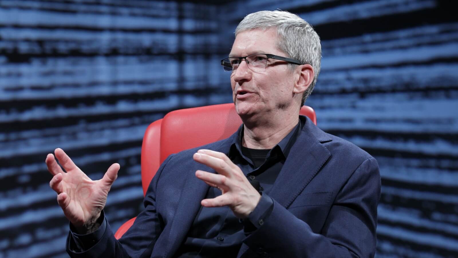Тим Кук подтвердил, что Apple работает над системой автопилотирования. Тим Кук подтвердил, что Apple работает над системой автопилотирования. Фото.