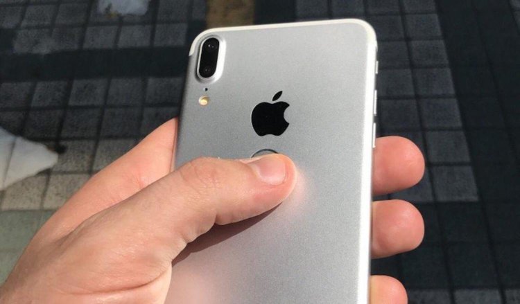 Вы бы купили себе такой iPhone 8? (фото+опрос). Фото.