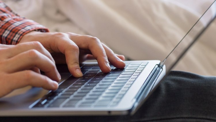 Apple по-тихому выпустила «доступную» версию MacBook Pro. Apple по-тихому выпустила «доступную» версию MacBook Pro. Фото.