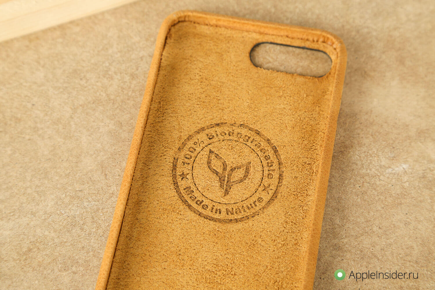 Cozistyle Cozi Green Case — для тех, кому нужен действительно необычный чехол. Cozistyle Cozi Green Case — для тех, кому нужен действительно необычный чехол. Фото.