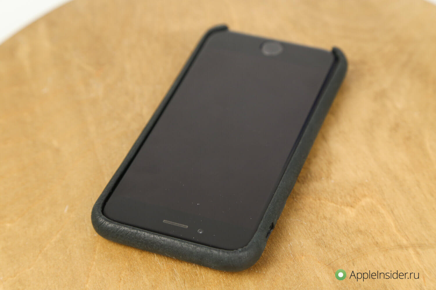 Cozistyle Cozi Green Case — для тех, кому нужен действительно необычный чехол. Cozistyle Cozi Green Case — для тех, кому нужен действительно необычный чехол. Фото.