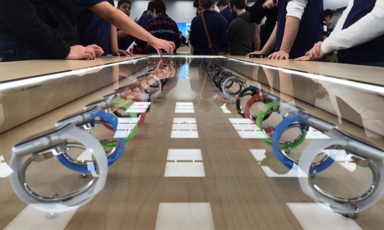 Apple Watch стали самым популярным носимым устройством в мире. Фото.