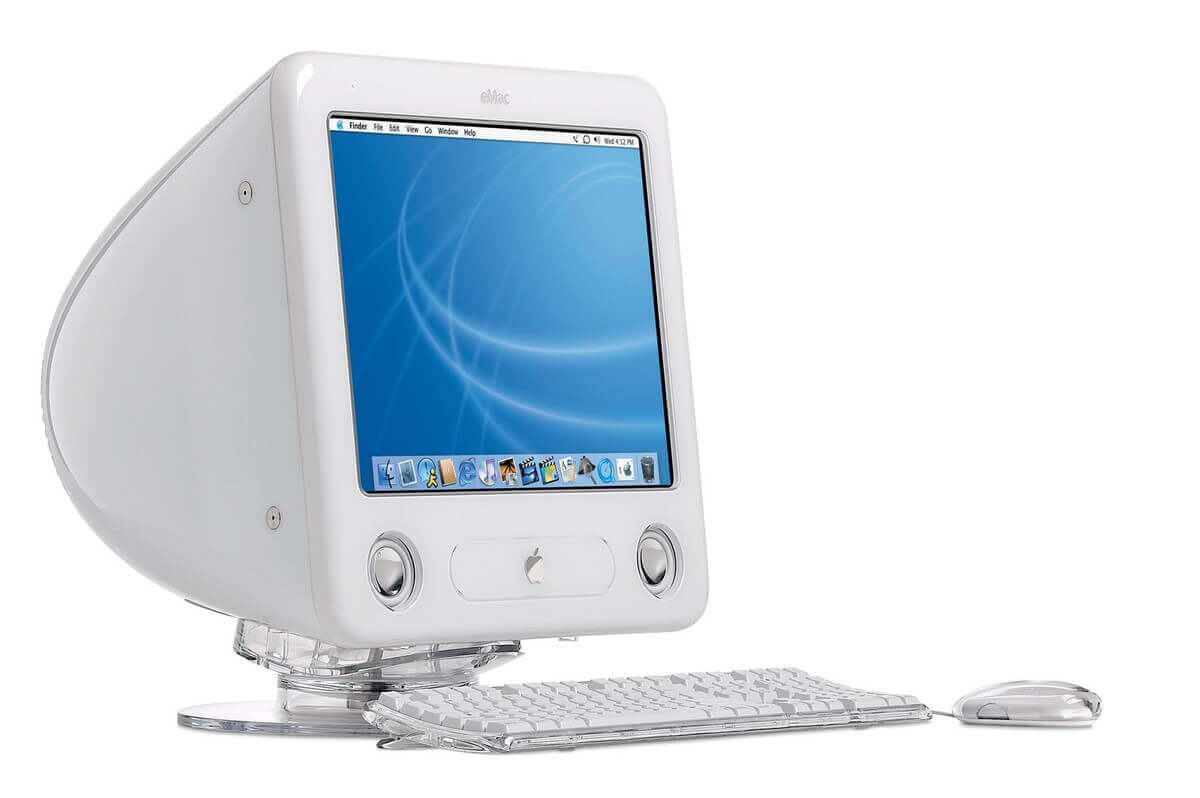 11 лет назад Apple перестала продавать Mac с ЭЛТ-мониторами. 11 лет назад Apple перестала продавать Mac с ЭЛТ-мониторами. Фото.