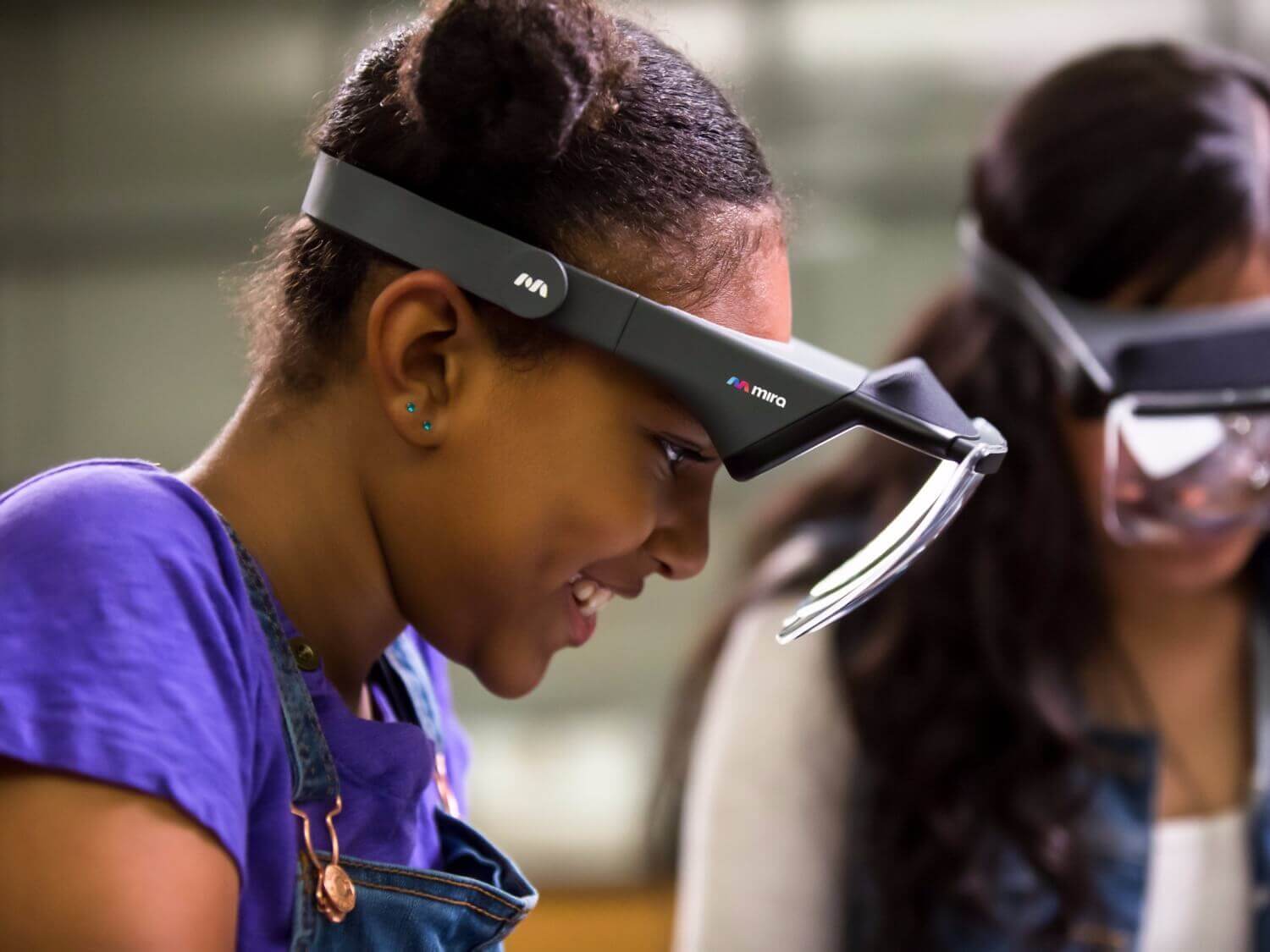 Этот аксессуар для iPhone может убить Microsoft HoloLens. Этот аксессуар для iPhone может убить Microsoft HoloLens. Фото.