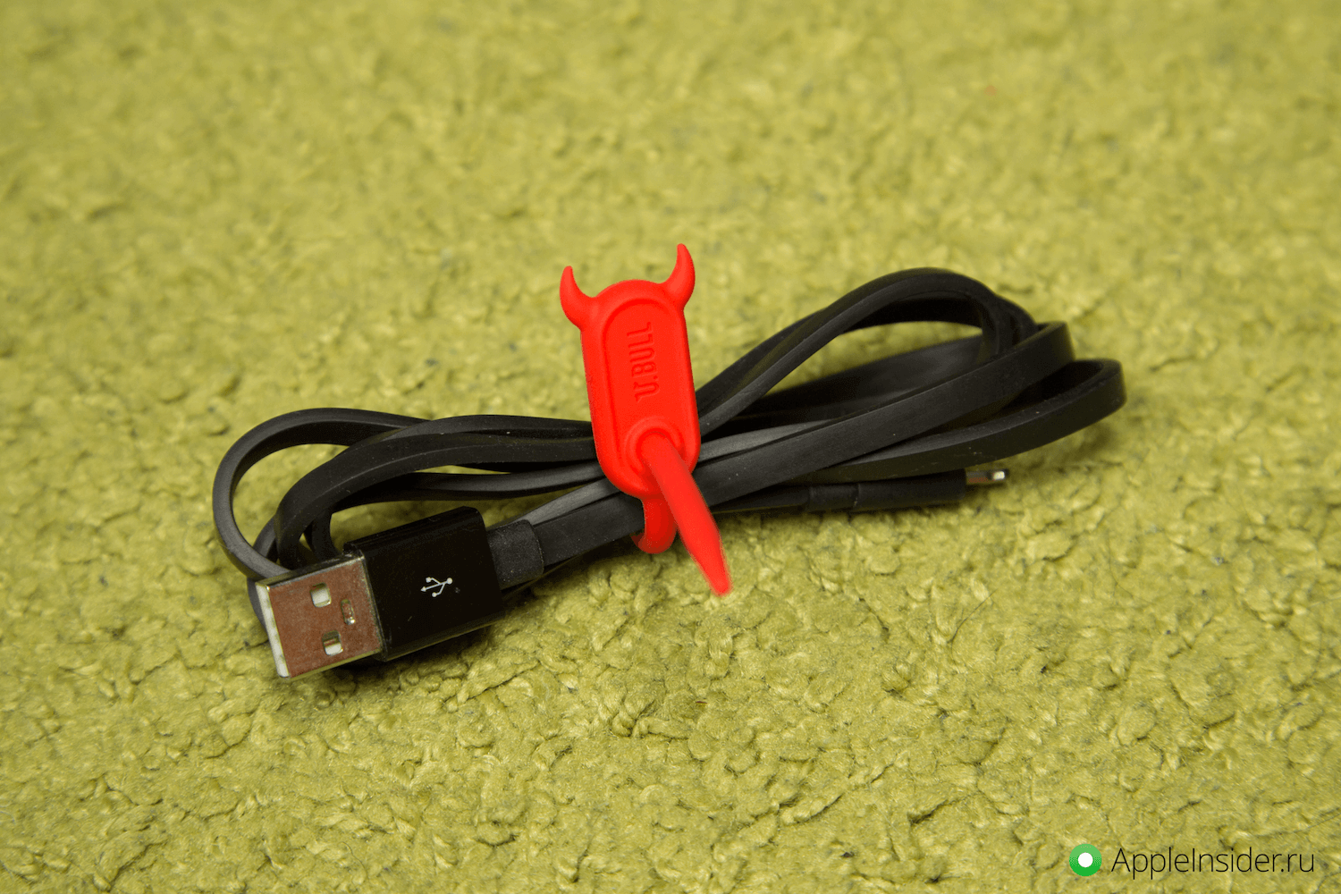 Как зарядить гаджет красиво? Momax U.Bull 3-port USB. Как зарядить гаджет красиво? Momax U.Bull 3-port USB. Фото.