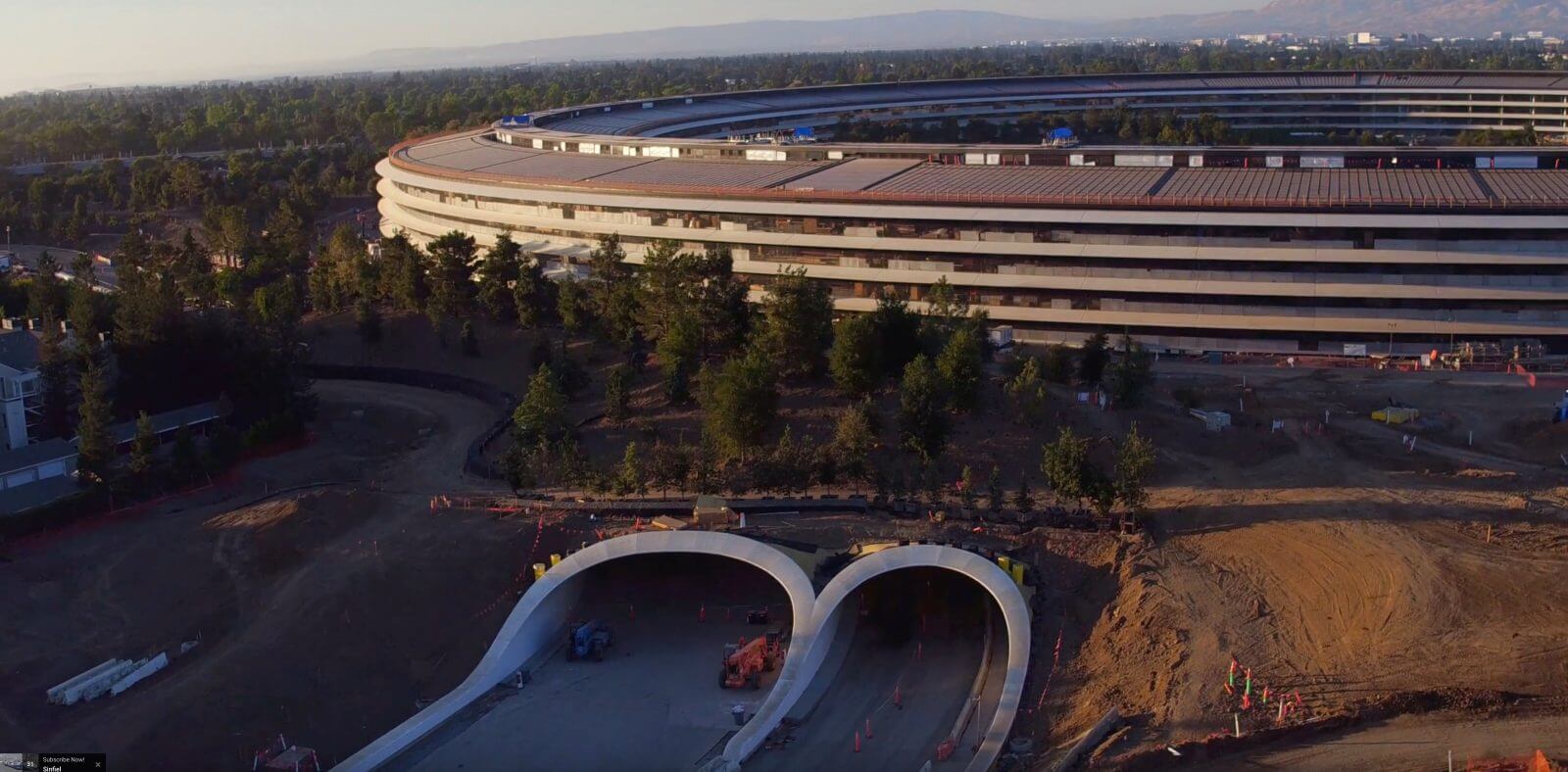 Как изменился Apple Park с презентации iPhone X. Как изменился Apple Park с презентации iPhone X. Фото.