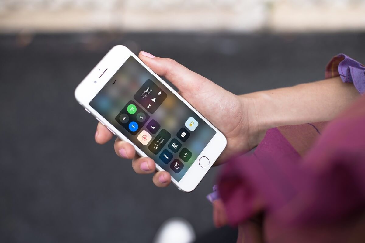 Публичная пятая бета iOS 11 доступна всем пользователям. Публичная пятая бета iOS 11 доступна всем пользователям. Фото.