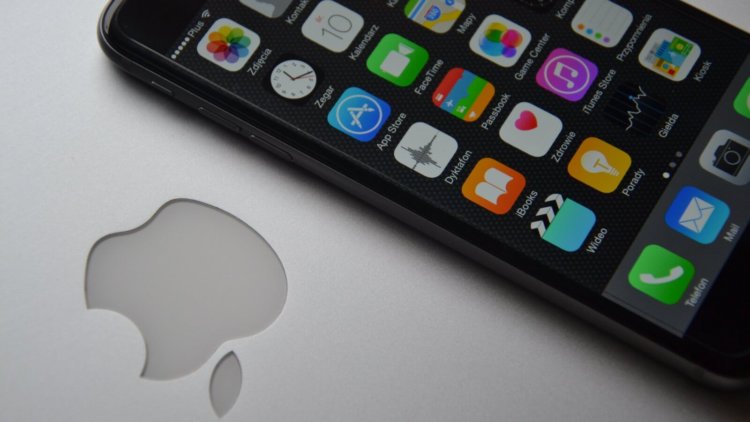 Инженерные чертежи iPhone 8 намекают на отсутствие Touch ID. Инженерные чертежи iPhone 8 намекают на отсутствие Touch ID. Фото.