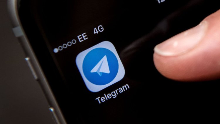 В России заблокировали Telegram. Фото.