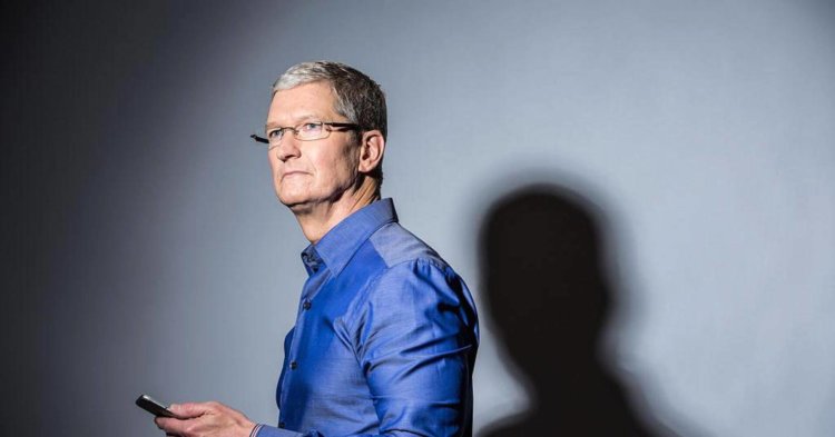 Почему Тим Кук возглавил Apple? Фото.