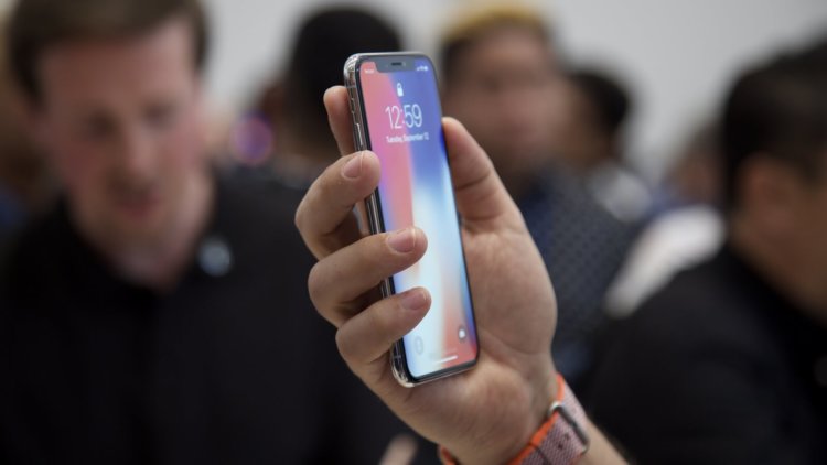 Apple намеренно отказалась от Touch ID в iPhone X. Фото.