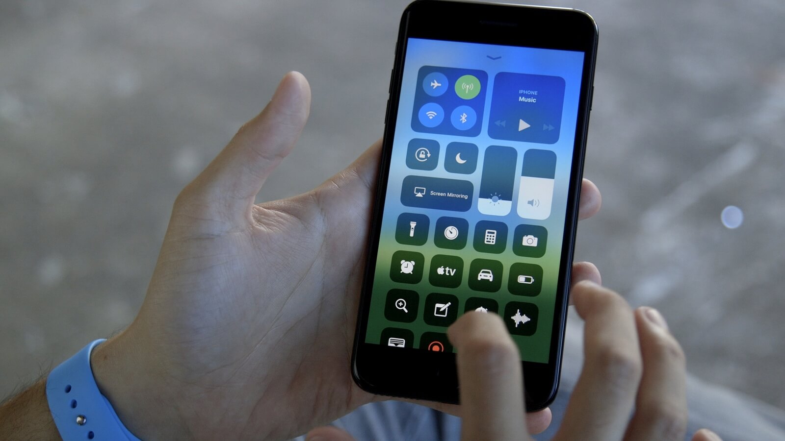 В iOS 11 столько дизайнерских ляпов, что вам и не снилось. В iOS 11 столько дизайнерских ляпов, что вам и не снилось. Фото.
