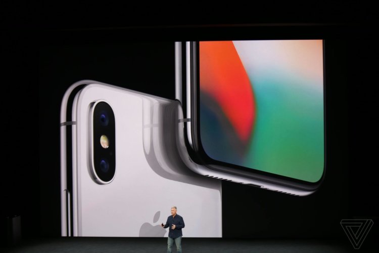 Когда начнутся официальные продажи iPhone X в России. Фото.