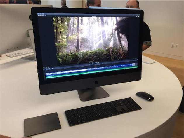 #Фото: Новый iMac Pro показали со всех сторон. #Фото: Новый iMac Pro показали со всех сторон. Фото.