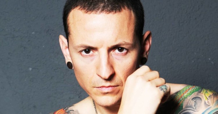#Видео: Посмертный выпуск «Карпул караоке» с лидером Linkin Park. Фото.