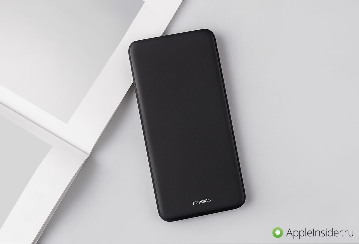 Хватит на всех: внешний аккумулятор Rombica NEO Omega Black. Хватит на всех: внешний аккумулятор Rombica NEO Omega Black. Фото.