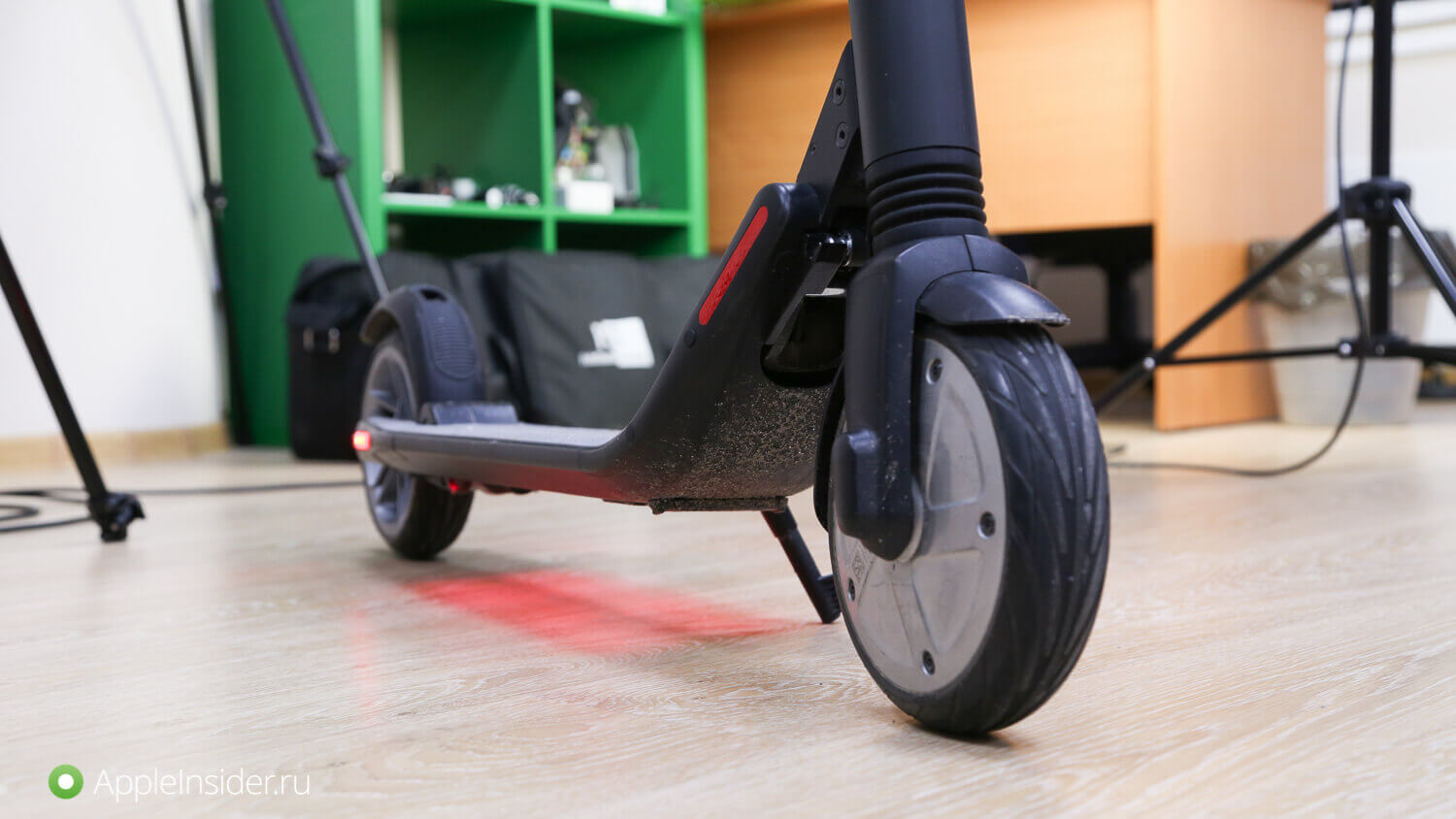 Лучший подарок на Новый год? Электрический самокат Ninebot KickScooter ES4. Лучший подарок на Новый год? Электрический самокат Ninebot KickScooter ES4. Фото.
