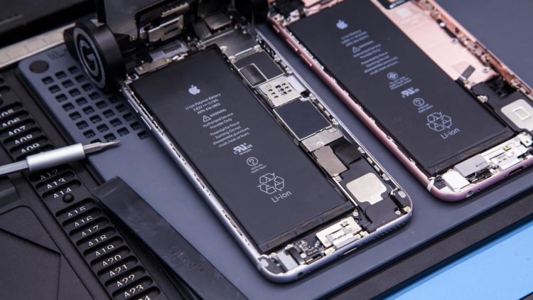 Как Apple может пострадать от замены аккумуляторов в iPhone. Фото.