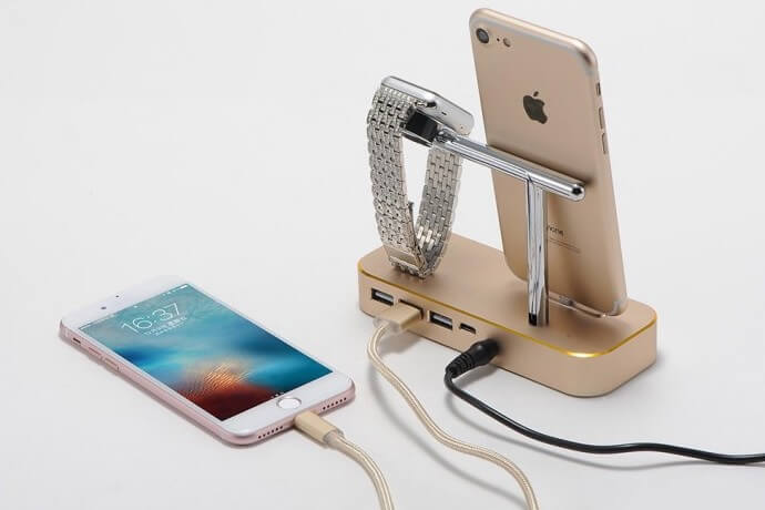 Как купить подарки к Новому году и выиграть iPhone SE, Apple Watch или AirPods? Если нужен подарок подешевле. Как купить подарки к Новому году и выиграть iPhone SE, Apple Watch или AirPods? Если нужен подарок подешевле. Фото.
