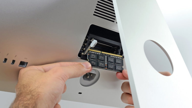Apple не позволит вам самостоятельно апгрейдить iMac Pro. Фото.