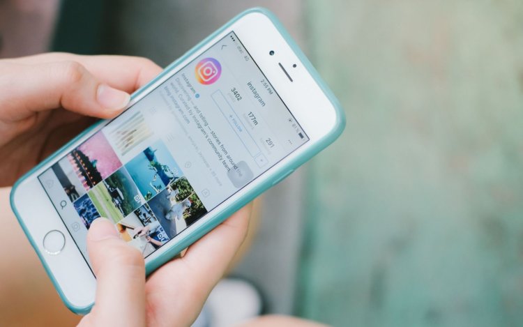 В Instagram появилась подписка на хештеги. Фото.