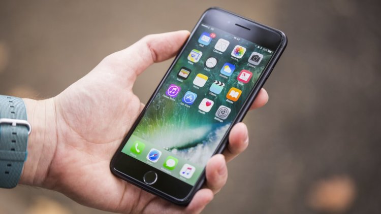 Apple замедляет ваш iPhone? Не спешите с выводами. Фото.